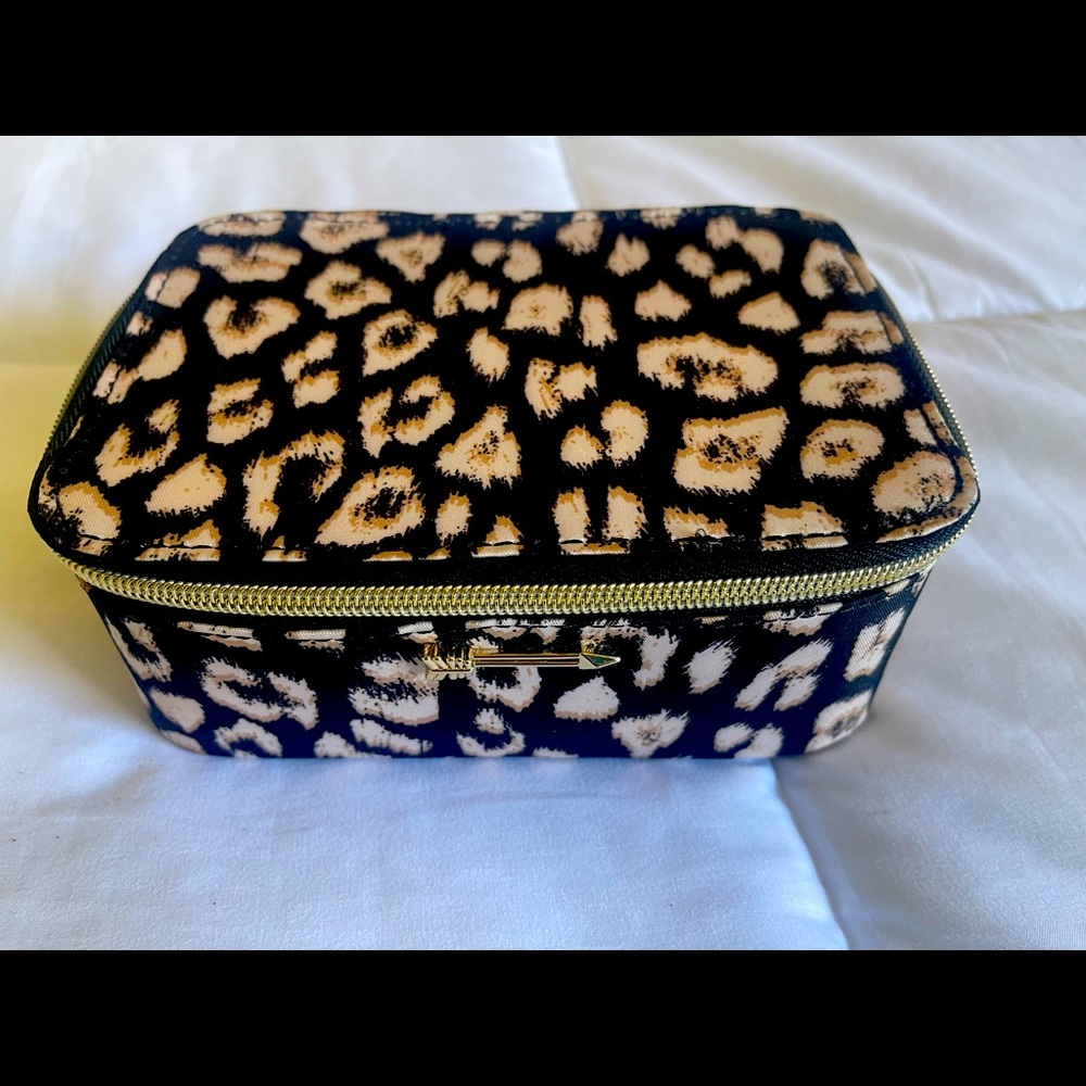 Stella & Dot Travel jewelry holder